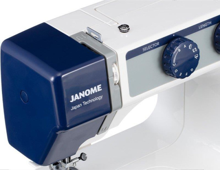 Электромеханическая швейная машина Janome SP901