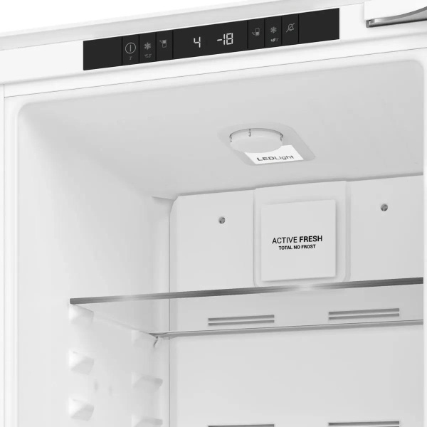 Холодильник встраиваемый Hotpoint HBT 20I