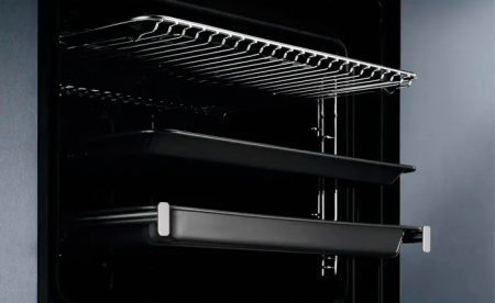 Встраиваемый Электрический духовой шкаф Electrolux EOD5C70BZ, цвет Чёрный
