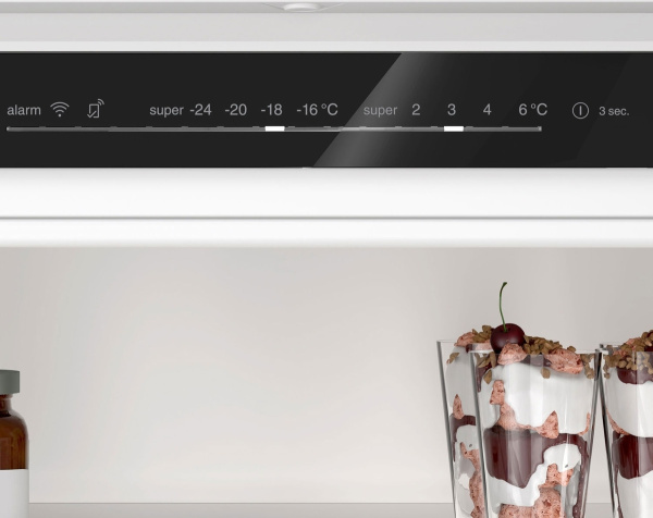 Холодильник встраиваемый Bosch KBN 96VFE0