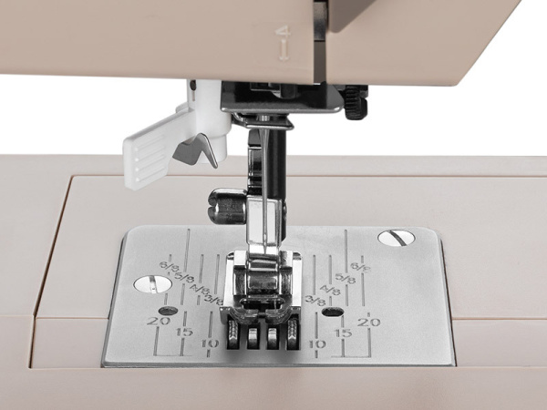 Электромеханическая швейная машина Chayka Eco Pro
