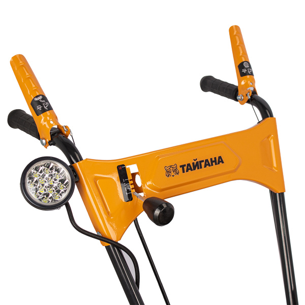 Снегоуборочная машина ТАЙГАНА ST653