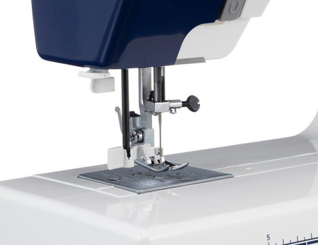 Электромеханическая швейная машина Janome SP901