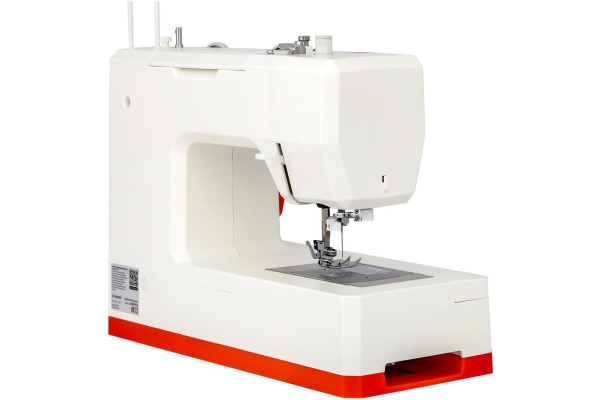 Электромеханическая швейная машина Comfort HD1015