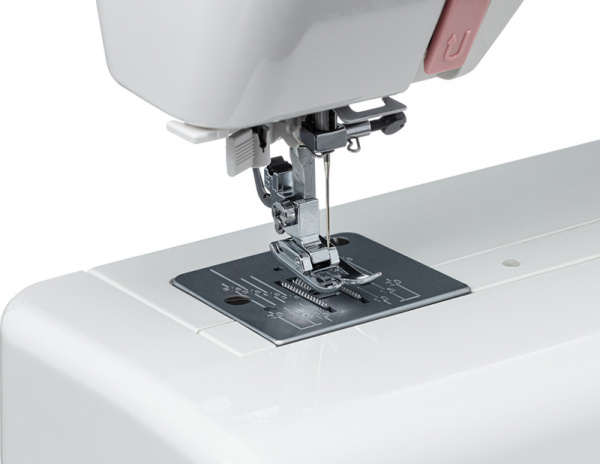 Электромеханическая швейная машина Janome Pink 25
